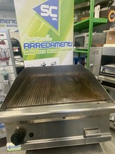 Frytop a gas 1/2 rigato e 1/2